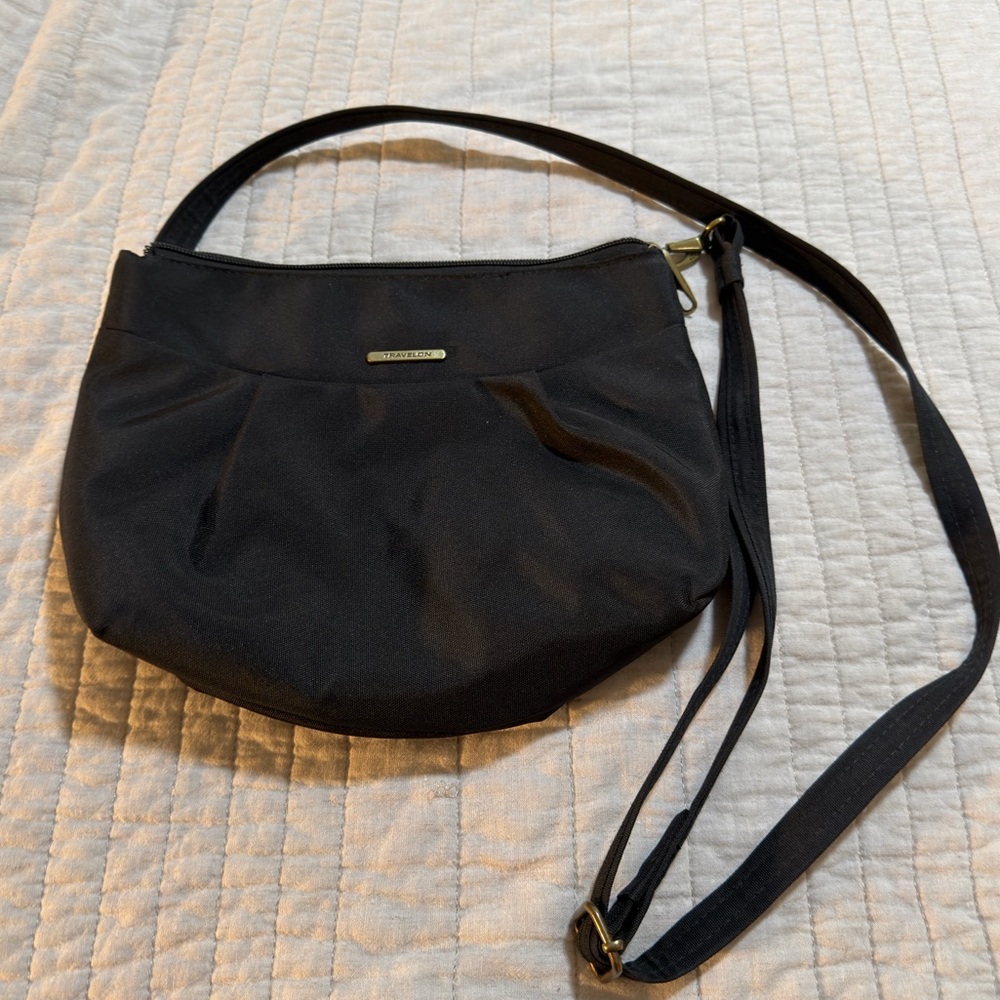Travelon Crossbody